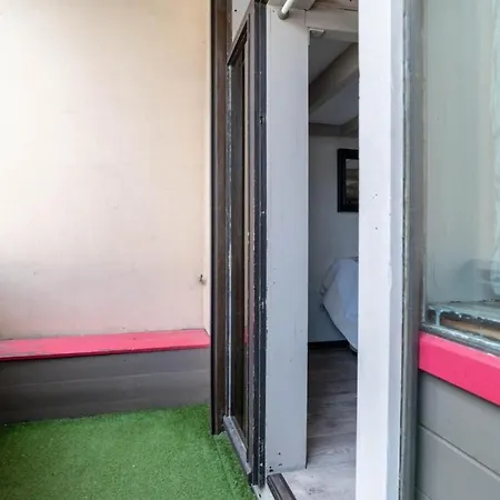 Duplex Apartment For 4 People Close To The Mountains 아파트